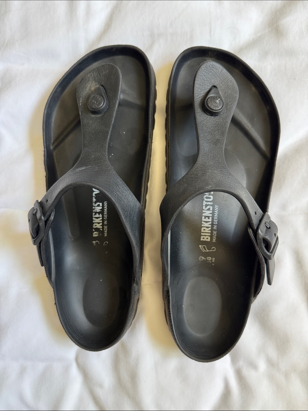 Birkenstock Black Gizeh Thong Sandals with Buckle
